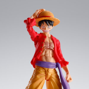 Figura de Luffy de One Piece sh figuarts con su sombrero de paja y camiseta roja