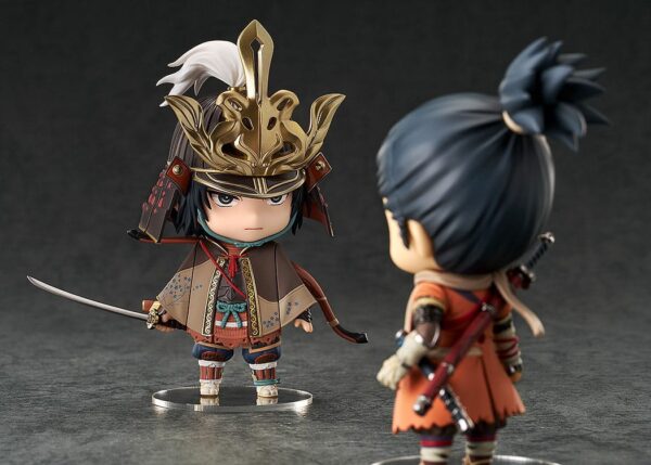 Figura Nendoroid Genichiro Ashina de "Sekiro: Shadows Die Twice" con katana y arco, expresión de odio, y detalles del personaje (10 cm).