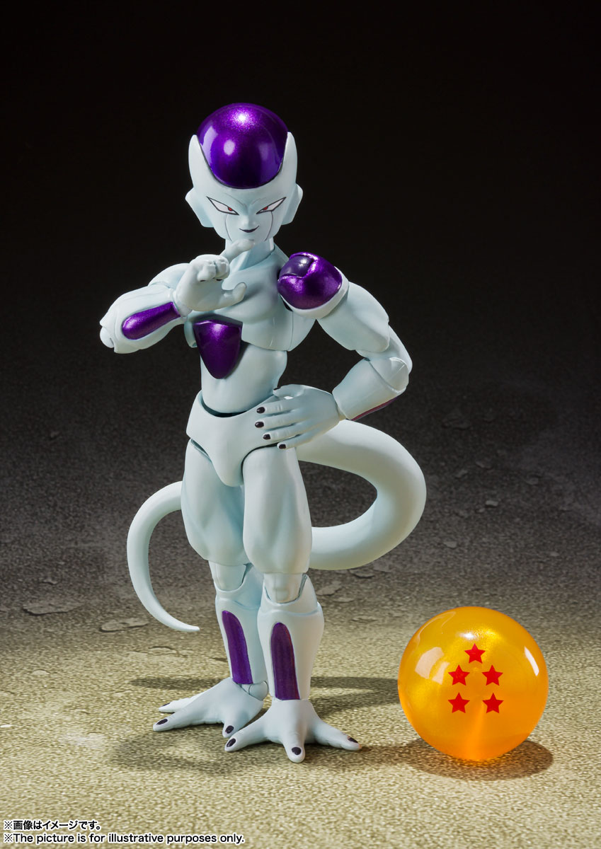 Figura Frieza (Cuarta Transformación) de Dragon Ball Z S.H. Figuarts (12 cm). Articulada, incluye cabezas, manos, cola y bola de Dragón de Namek.