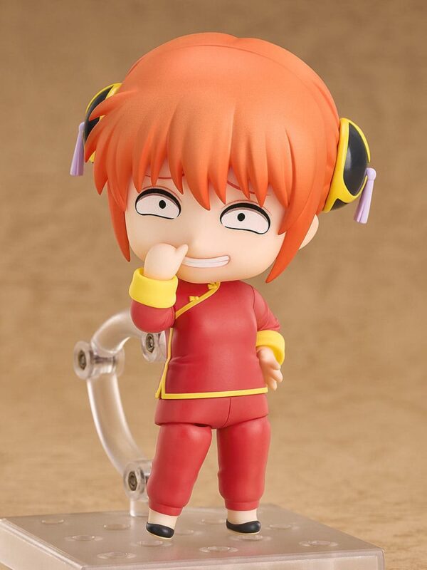 Figura Nendoroid Kagura 10 cm de Gintama en Minami Shop, con sombrilla y accesorios intercambiables."