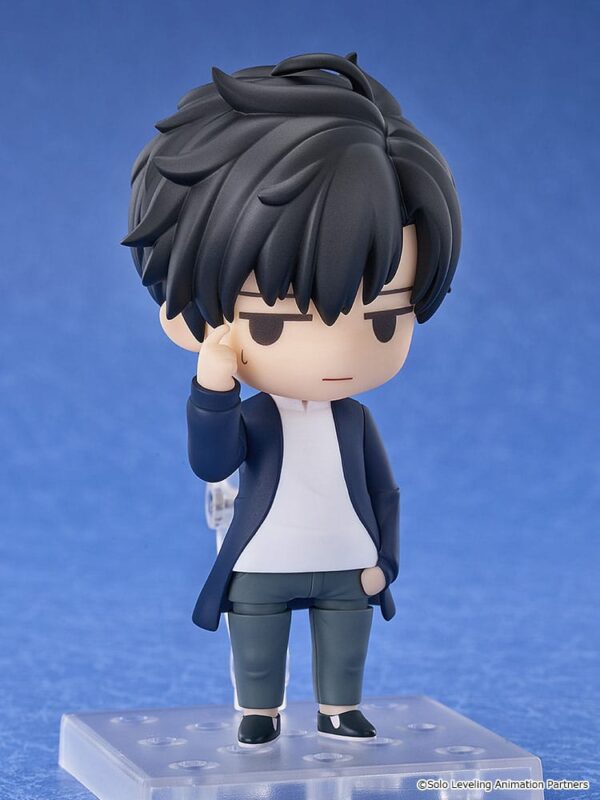 Figura Nendoroid de Sung Jinwoo de 10 cm, basada en Solo Leveling, con espadas de sombras y expresiones intercambiables.