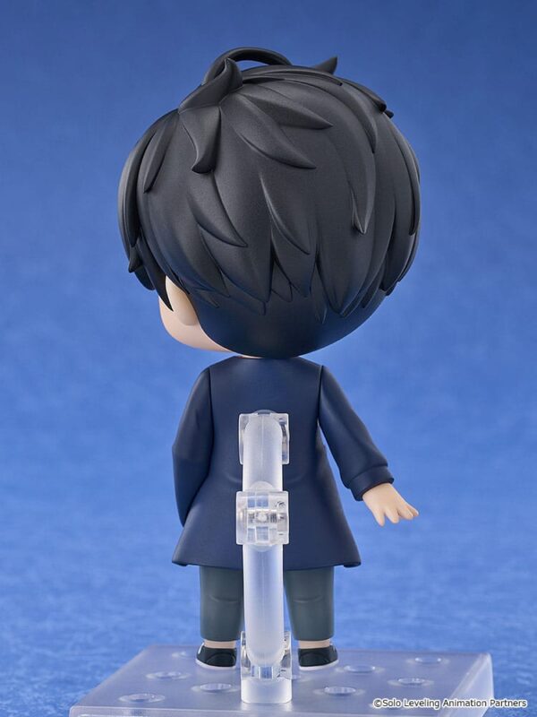 Figura Nendoroid de Sung Jinwoo de 10 cm, basada en Solo Leveling, con espadas de sombras y expresiones intercambiables.