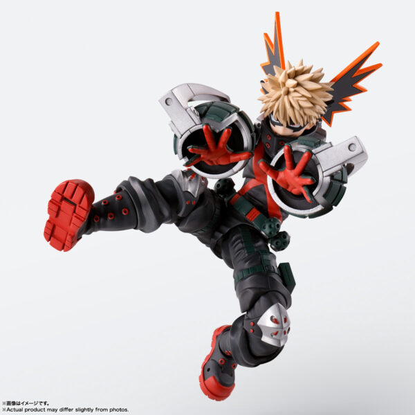 Figura de Katsuki Bakugo S.H. Figuarts de Tamashii Nations, basada en "My Hero Academia", disponible en Minami Shop con manos, expresiones faciales y efectos de explosión.