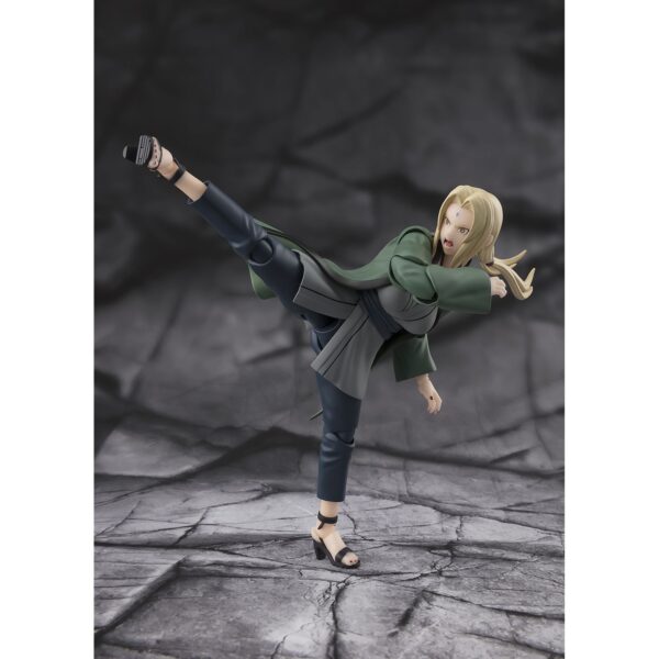 Figura Collectors Shop de Tsunade The Legendary Medical Ninja Version de Naruto Shippuden, de 14 cm, con accesorios intercambiables y cabeza alternativa.