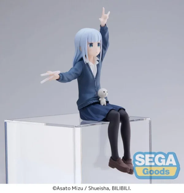 Figura de 14 cm de Reina Aharen, basada en Aharen-san wa Hakarenai, hecha en PVC con base para exhibición.