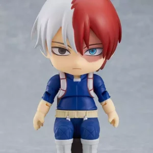 Figura Nendoroid Swacchao! de Shoto Todoroki sentada con base y accesorios.