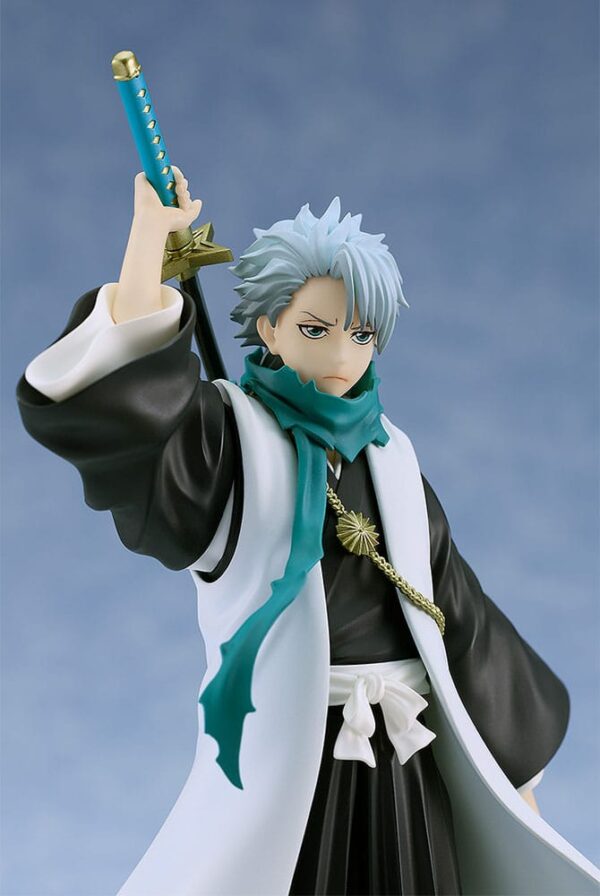 Figura de Toshiro Hitsugaya de 16 cm de la colección Pop Up Parade de Good Smile Company, con uniforme de shinigami y su espada Hyorinmaru, basada en Bleach.